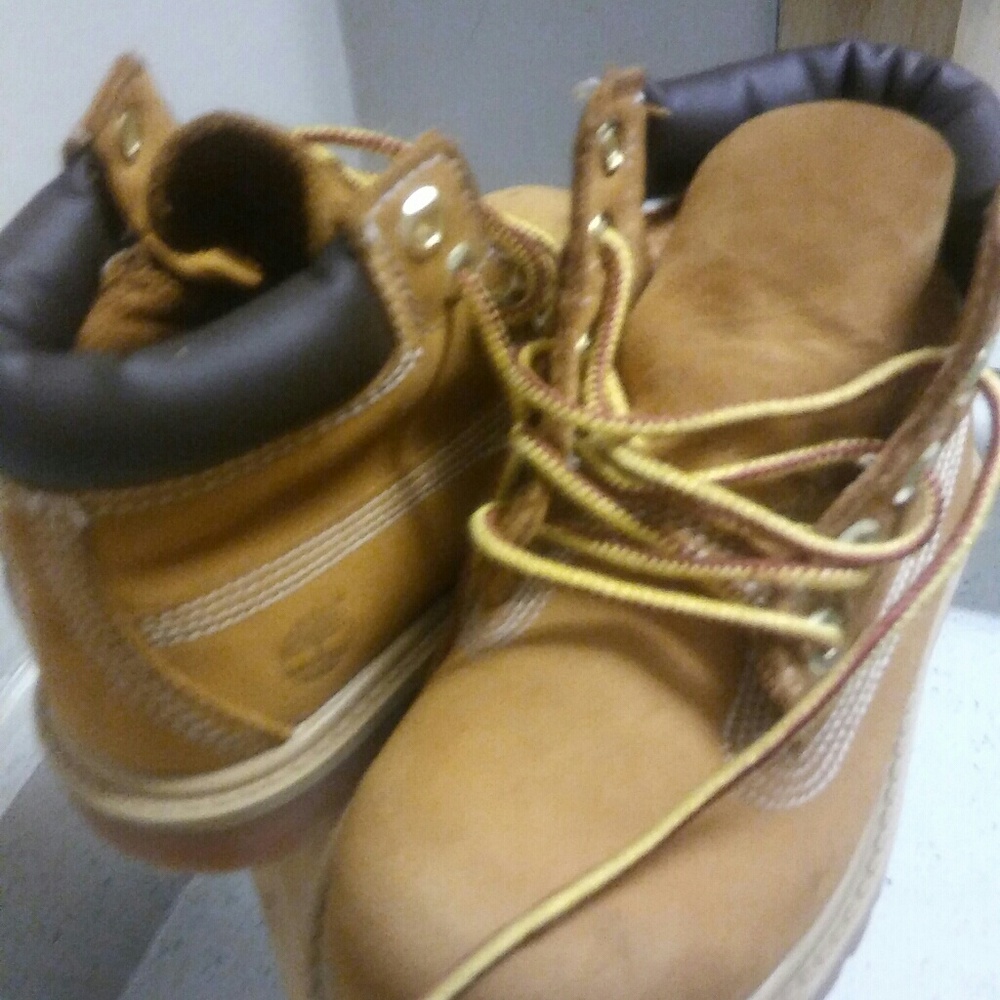 Kids boots